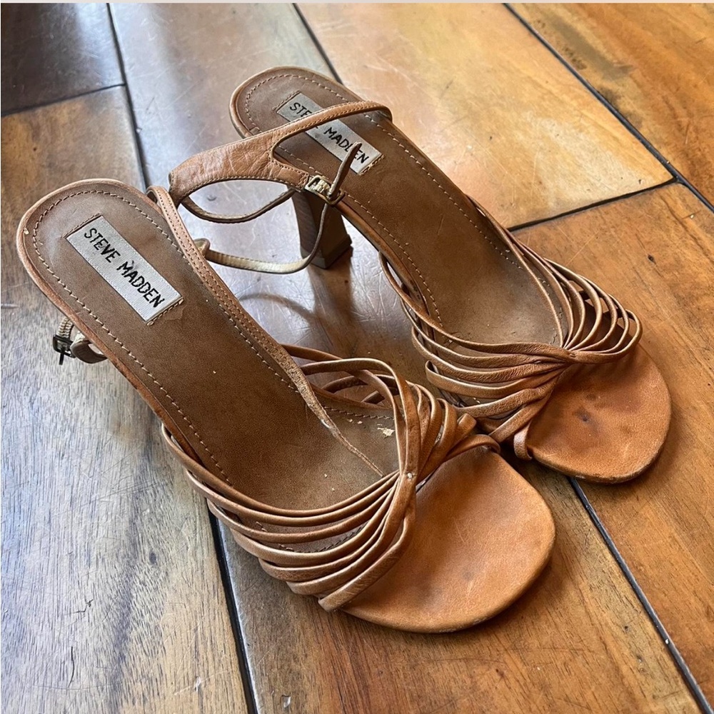 Vintage Steve Madden brown strappy heels - women’s size 8